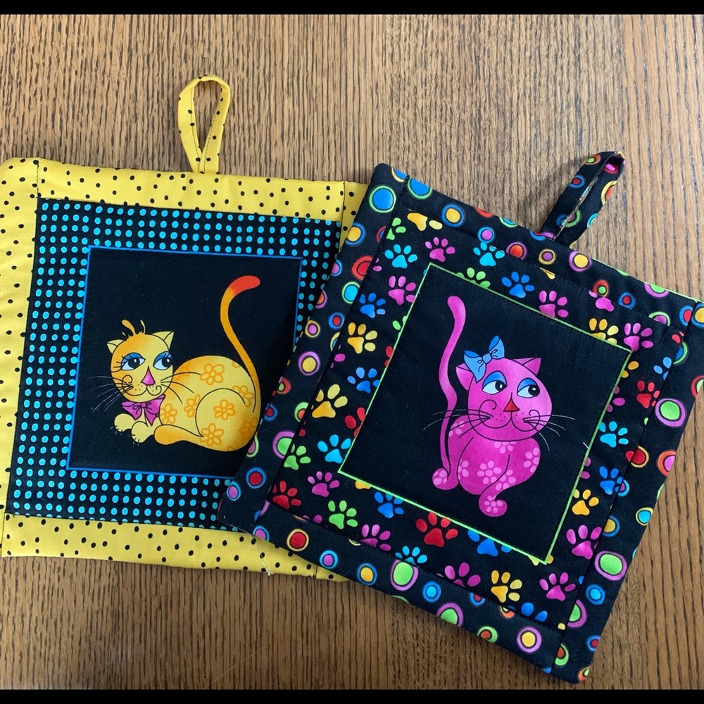 NWOT Set of 2 Cat Hot Pads